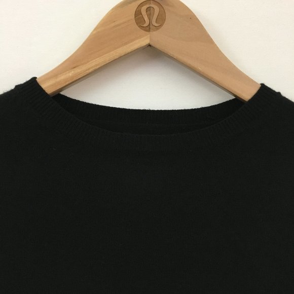 Crew Neck Sweater Made in Korea Womens Size Large Long Sleeve Black - Picture 2 of 10